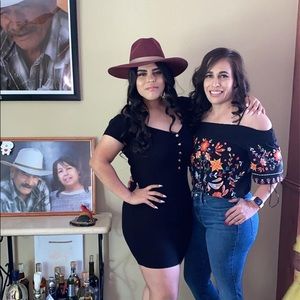 Meet your Posher, Lucy